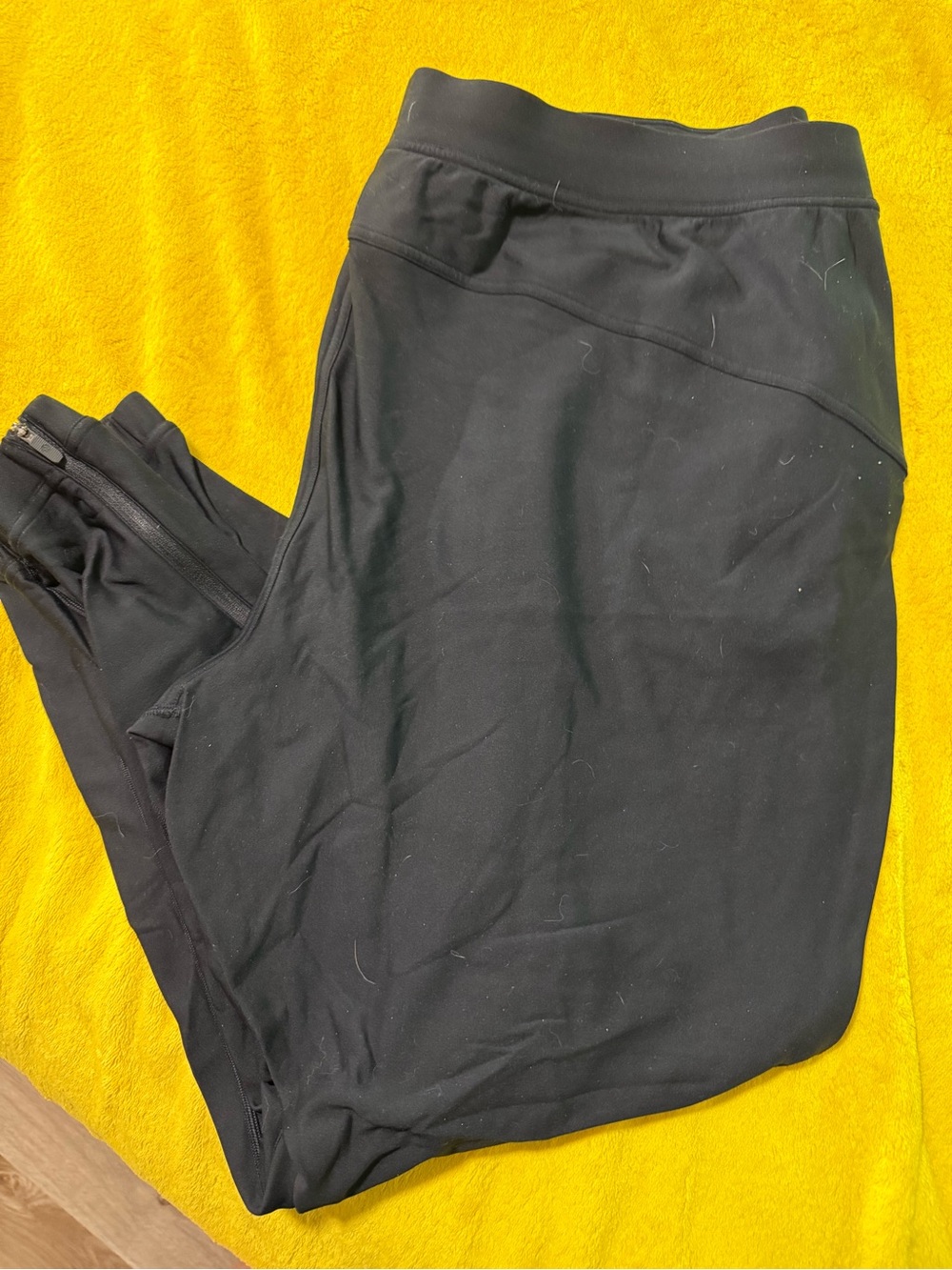 Lululemon Black Athletic Leggings - Simple Everyday Activewear